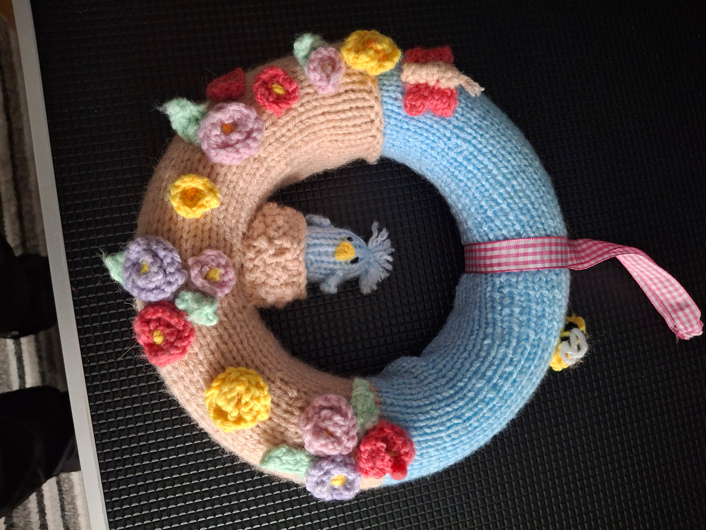 Knitted wreath