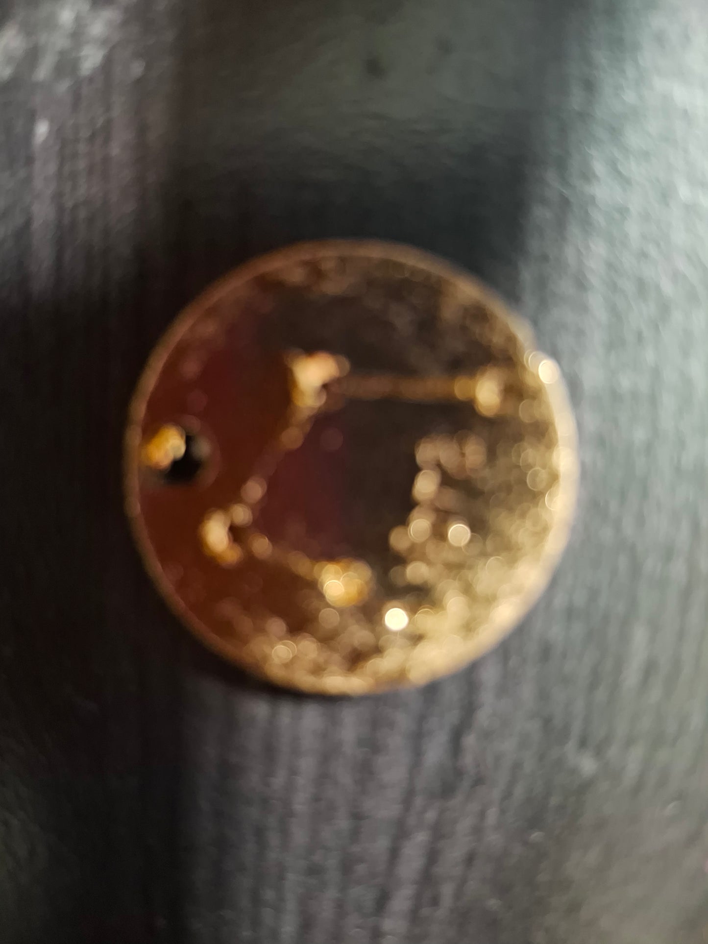 Star sign uv resin with gold leaf