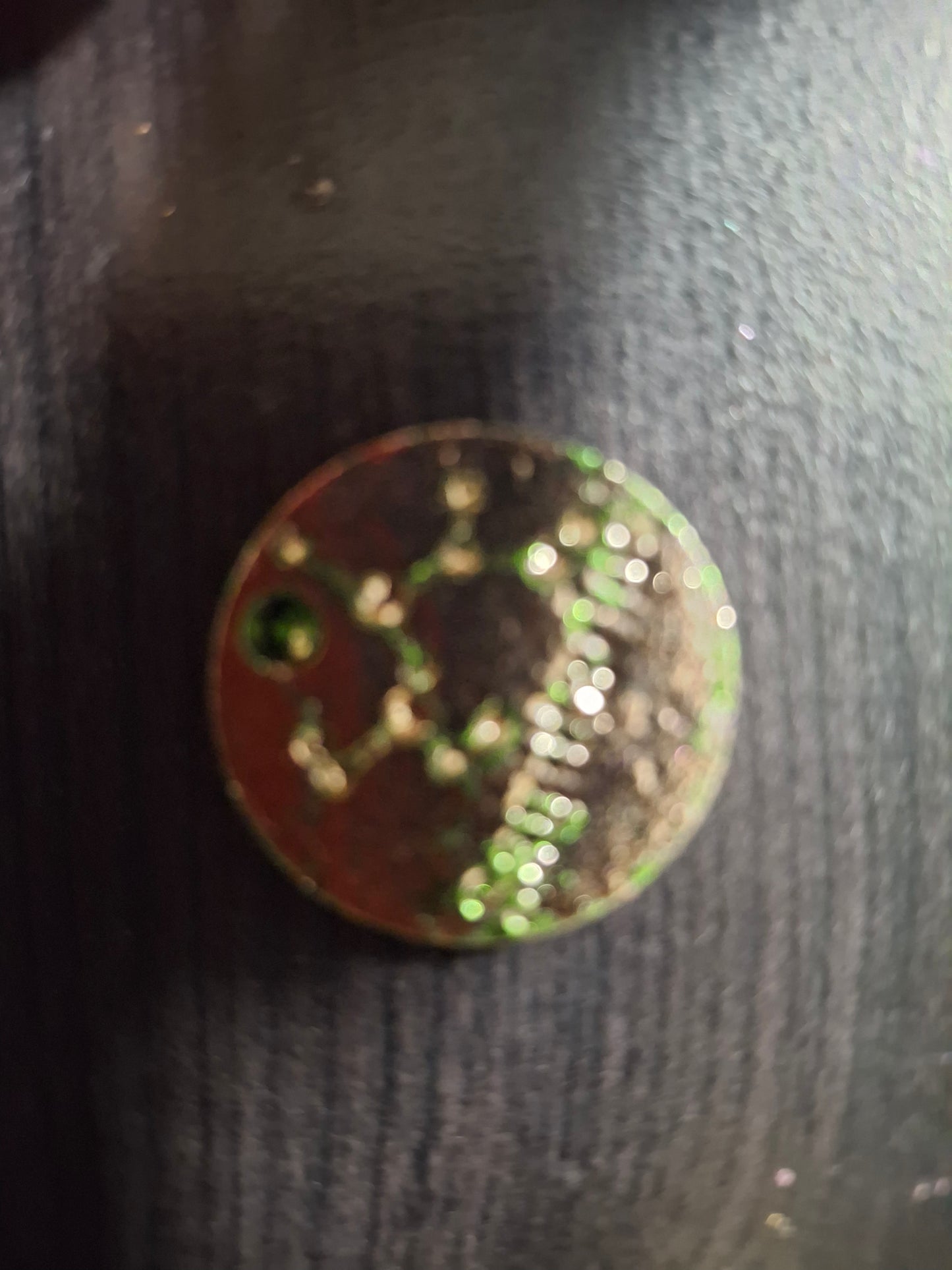 Star sign uv resin with gold leaf