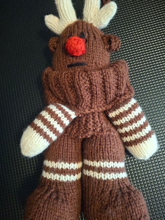 Knitted reindeer